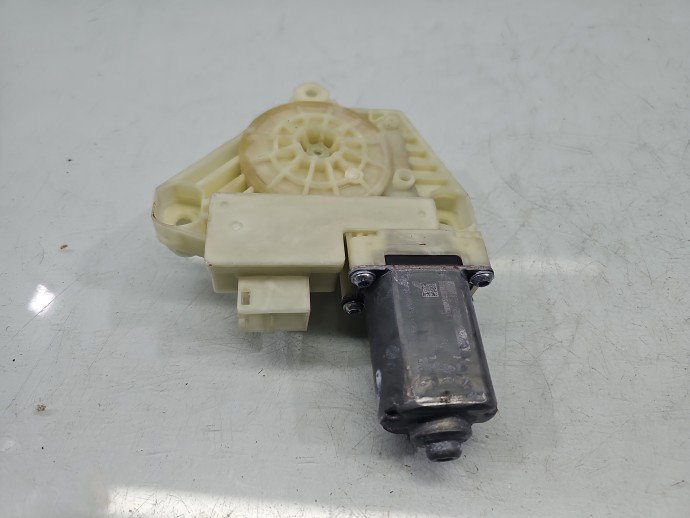 Motoras geam stanga fata Mercedes C220 w205 A2139069901