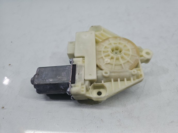 Motoras geam stanga fata Mercedes C220 w205 A2139069901