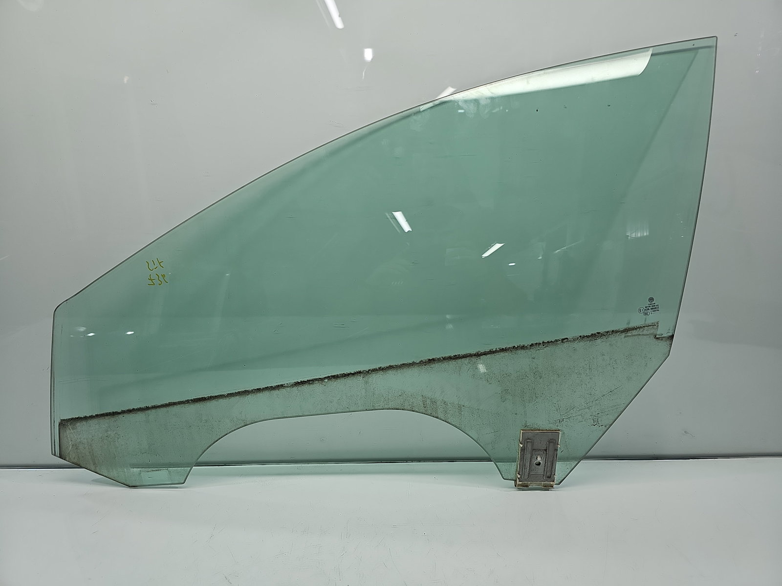 Geam usa stanga fata VW Passat CC 358 OEM