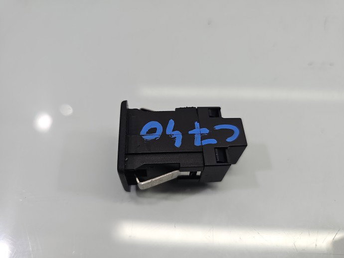 Conector auxiliar USB VW Polo 6R 5M0035724