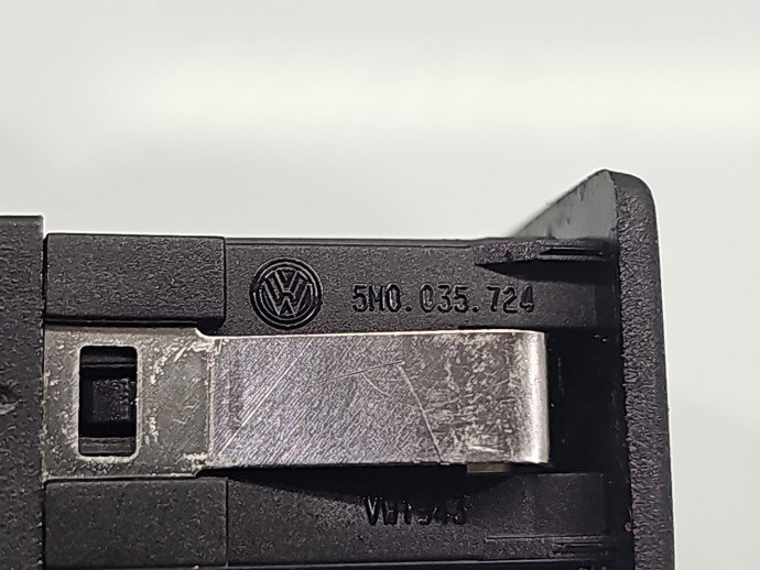 Conector auxiliar USB VW Polo 6R 5M0035724