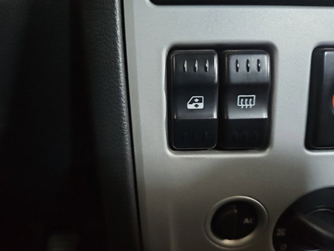 Buton geam stanga fata Dacia Logan (LS) [Fabr 2004-2012] OEM