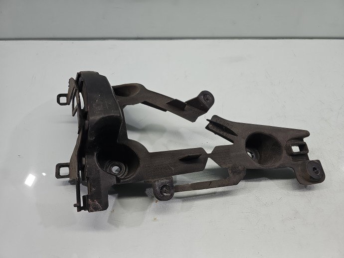 Suport bara dreapta spate PEUGEOT 2008 9678054980