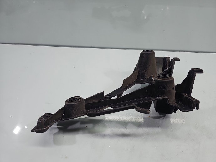 Suport bara dreapta spate PEUGEOT 2008 9678054980