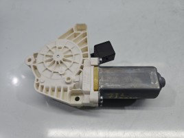 Motoras geam dreapta spate Mercedes Clasa CLA Coupe (C117) [Fabr 2013-2018] Sedan  A61041-110