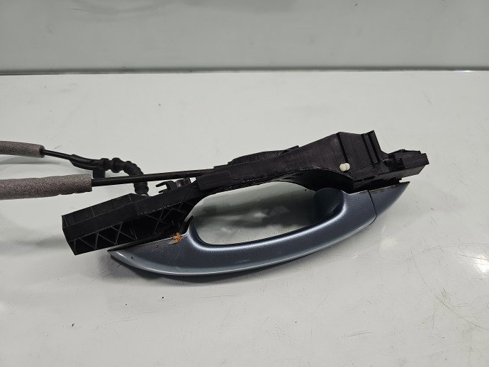 Maner usa dreapta spate VW Golf 5k1 A5Q