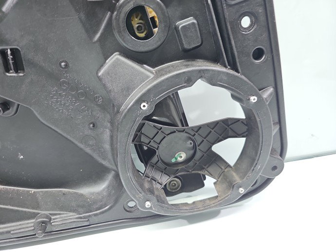 Macara electrica geam stanga fata VW Golf 5k1 5K2837729T