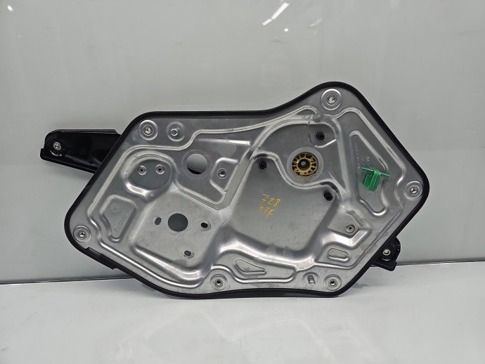 Macara electrica geam stanga fata Skoda Yeti 5L 5L0837401