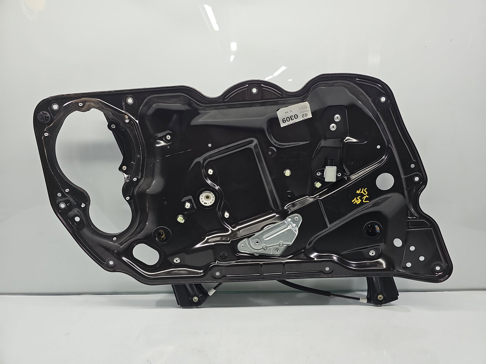 Macara electrica geam stanga fata VW Passat 3c5 3C2837755K