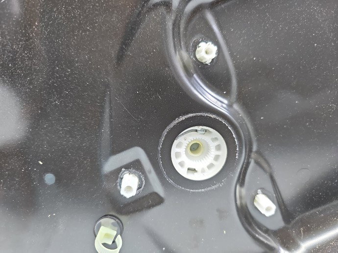 Macara electrica geam stanga fata VW Passat 3c5 3C2837755K