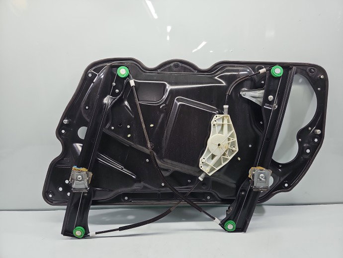 Macara electrica geam stanga fata VW Passat 3c5 3C2837755K