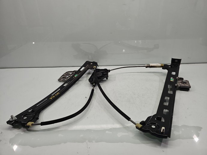 Macara electrica geam dreapta fata VW Passat CC 358 OEM