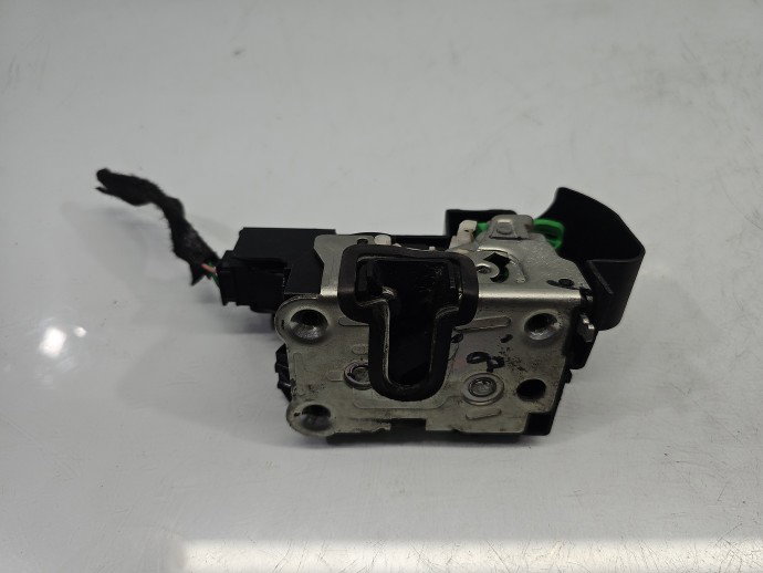 Broasca usa dreapta spate Dacia Dokker [Fabr 2012-prezent] 825020966R