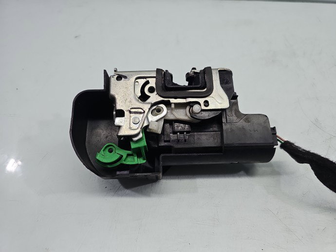 Broasca usa dreapta spate Dacia Dokker [Fabr 2012-prezent] 825020966R