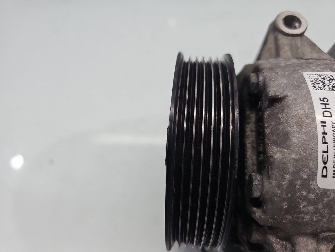 Compresor clima Volkswagen Tiguan (5N) [Fabr 2007-2016] 5N0820803E 2.0 TDI CFFB 103KW / 140CP