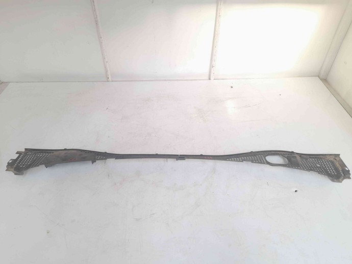 Grila stergator parbriz 8200825457 Dacia Sandero [Fabr 2008-2012] 1.6 mpi
