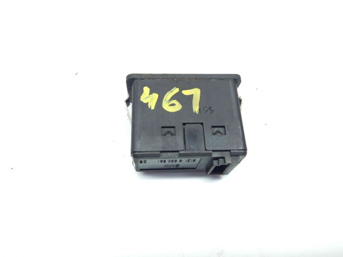 Conector auxiliar USB 6930561 Bmw 3 (E90) [Fabr 2005-2011] 2.0 N47 