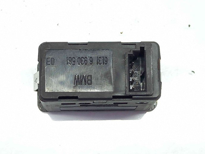 Conector auxiliar USB 6930561 Bmw 3 (E90) [Fabr 2005-2011] 2.0 N47 
