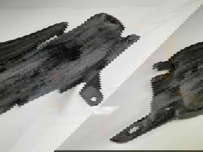 Carenaj roata stanga fata 8200595797 Dacia Sandero [Fabr 2008-2012] 1.6 mpi 