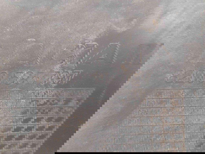 Carenaj roata stanga fata 8200595797 Dacia Sandero [Fabr 2008-2012] 1.6 mpi 