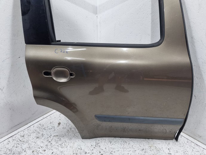 Usa dreapta spate Skoda Yeti 5L LF8N