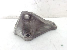 Suport pompa injectie BMW Seria 1 E82 2.0 N47 7804376 2006-2013