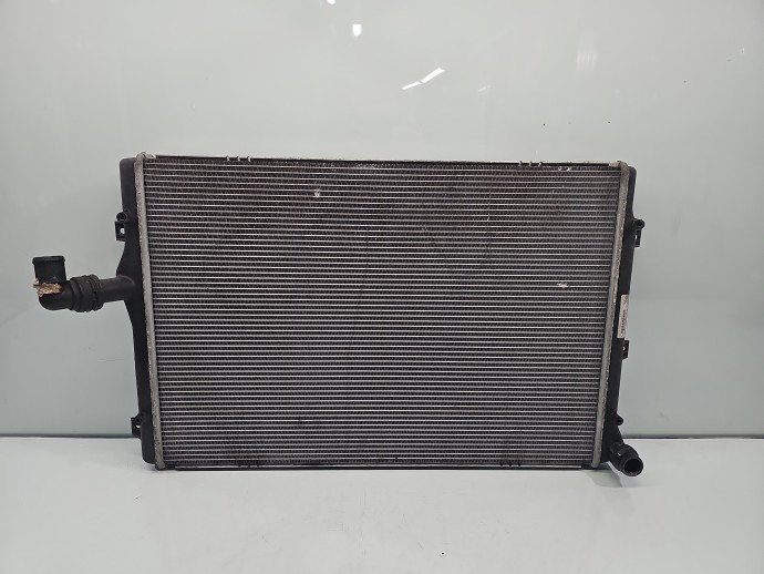 Radiator apa Volkswagen Passat B7 (362) [Fabr 2010-2014] 3C0121253AR 2.0 TDI CFFB 103KW / 140CP