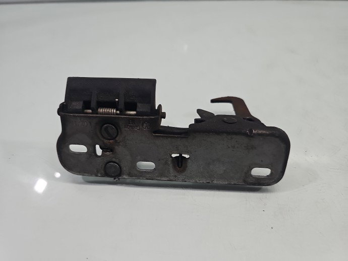 Maner deschidere capota Volkswagen Golf 6 (5K1) [Fabr 2009-2013] Hatchback 1Q0823480