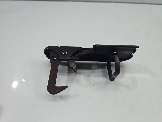 Maner deschidere capota Volkswagen Golf 6 (5K1) [Fabr 2009-2013] Hatchback 1Q0823480