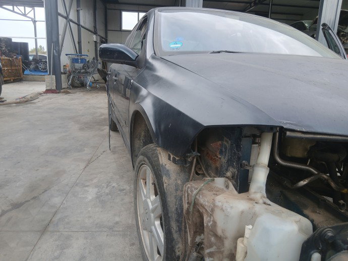 Aripa dreapta fata Renault Laguna 2 [Fabr 2001-2007] Berlina cu hayon OV903