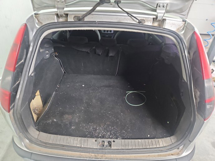 Cheder haion Ford Focus 2 (DA) [Fabr 2004-2012] Break OEM