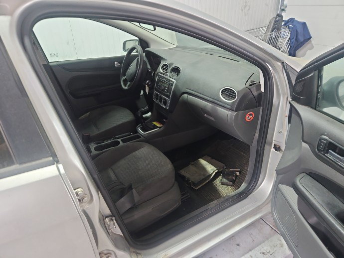 Cheder usa dreapta fata Ford Focus 2 (DA) [Fabr 2004-2012] Break OEM