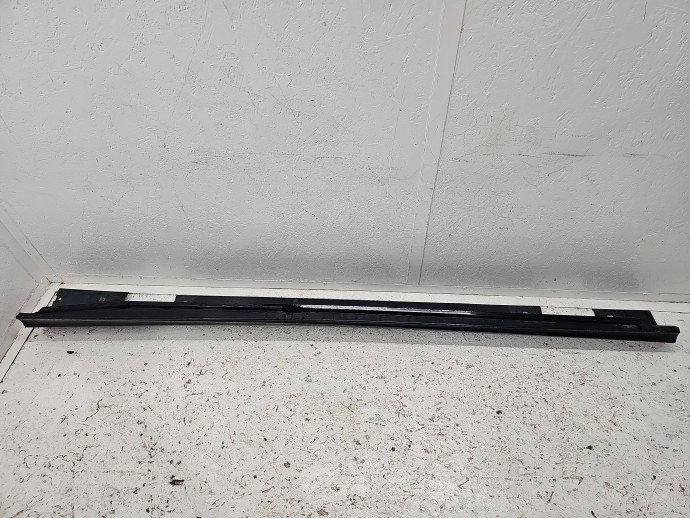 Prag lateral dreapta Mercedes Clasa CLA Coupe (C117) [Fabr 2013-2018] Sedan 191 Negru Cosmos