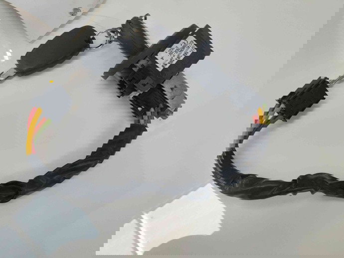 Contact cu cheie 8200826300 Dacia Sandero [Fabr 2008-2012] 1.6 mpi 