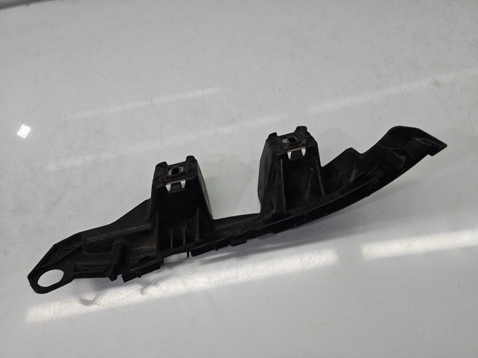 Suport bara dreapta spate Mercedes Clasa C (W205) [Fabr 2014-prezent] Sedan AMG A2058850465