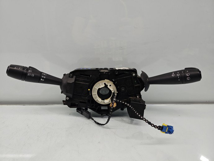 Ansamblu manete Dacia Sandero 2 [Fabr 2012-2020] 681726046R