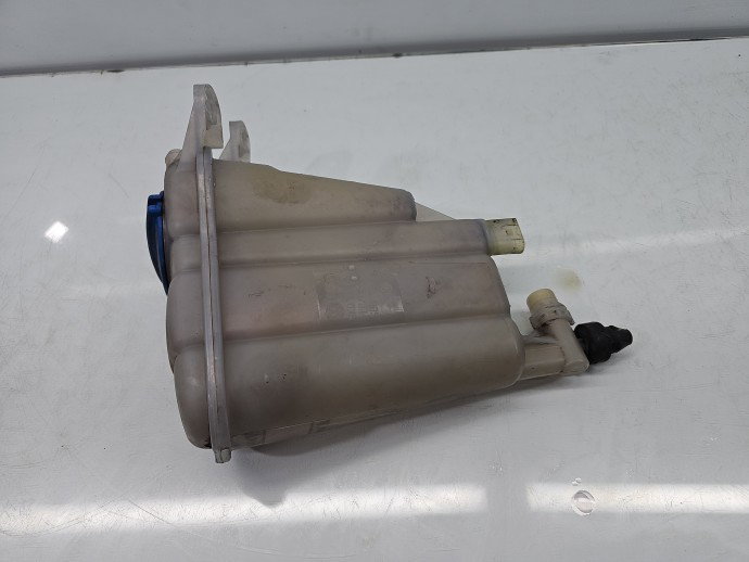 Vas expansiune AUDI A4 (8K2, B8) [Fabr 2008-2015] Sedan S-line 8K0121403G