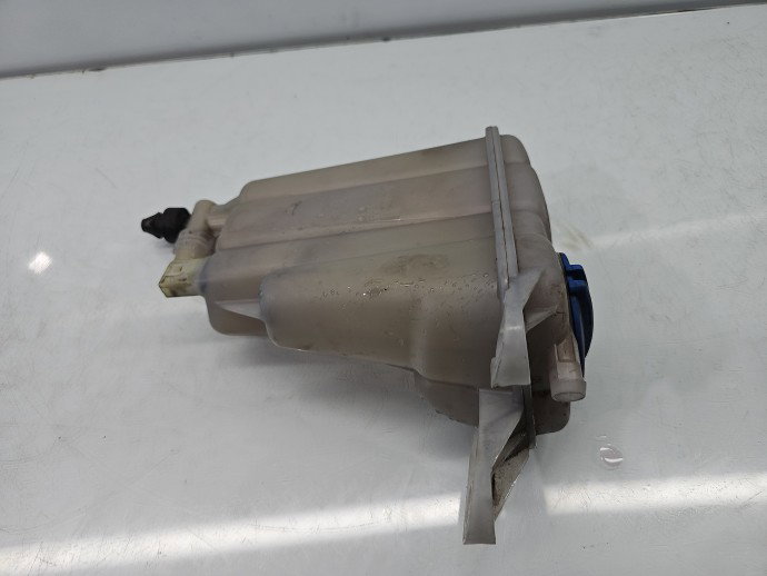 Vas expansiune AUDI A4 (8K2, B8) [Fabr 2008-2015] Sedan S-line 8K0121403G