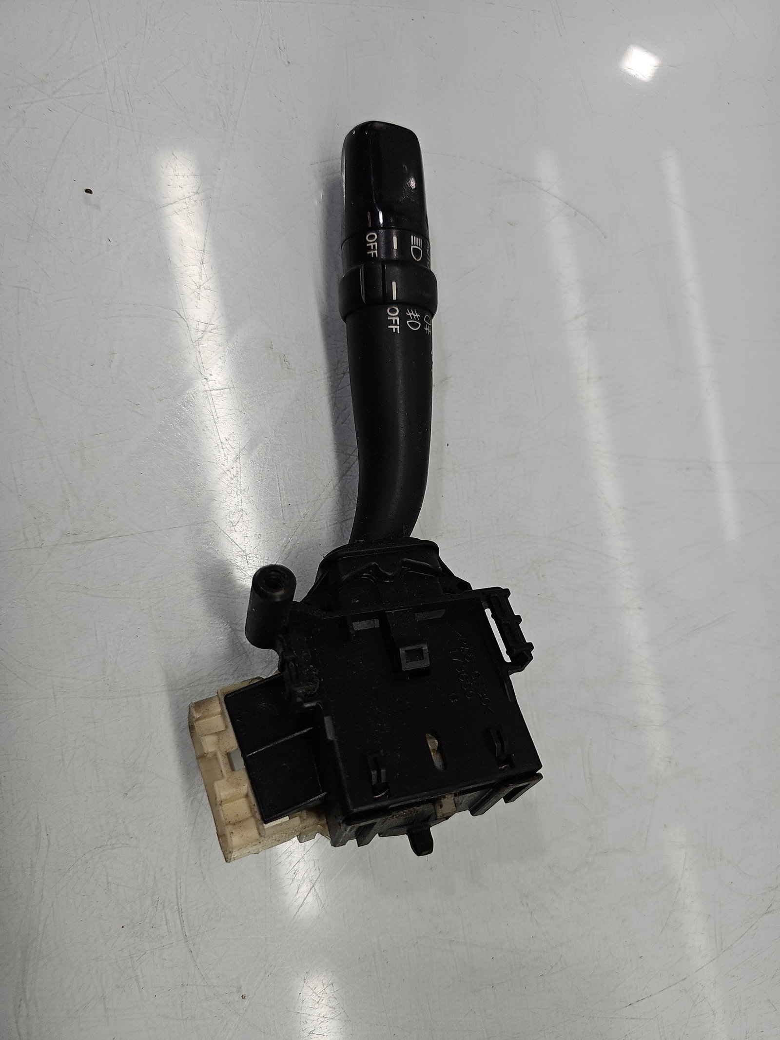 Maneta semnalizare Toyota Avensis II (T25) [Fabr 2002-2008] 173650