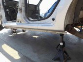 Prag lateral stanga OEM Dacia Sandero [Fabr 2008-2012] 1.6 mpi 