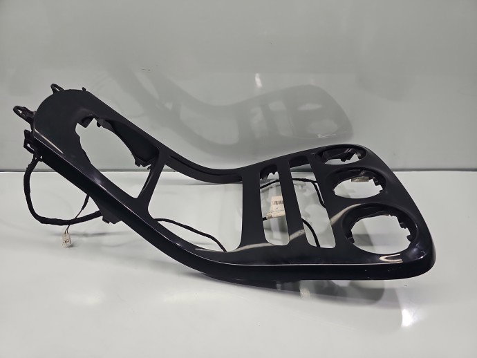 Trimuri bord Mercedes Clasa C (W205) [Fabr 2014-prezent] Sedan AMG A078214