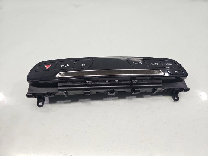 Panou media Mercedes Clasa C (W205) [Fabr 2014-prezent] A2059055201