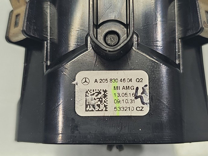 Grila aerisire centrala Mercedes Clasa C (W205) [Fabr 2014-prezent] A2058304604