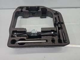 Set cric si cheie AUDI A4 (8K2, B8) [Fabr 2008-2015] 8T0012109A
