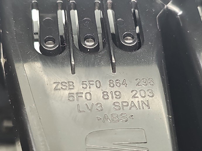 Grila aerisire spate Seat Leon (5F1) [Fabr 2012-2018] 5F0819203