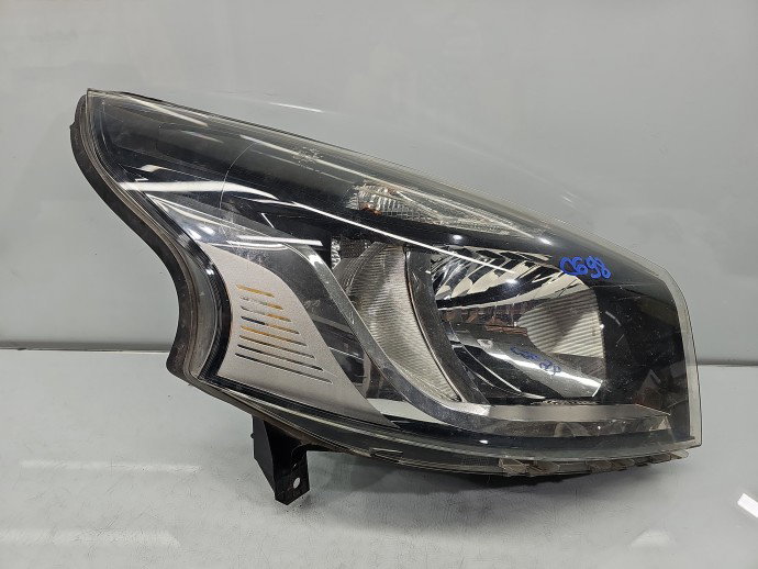 Far dreapta Renault Trafic 3 (F82) [Fabr 2014-2022] 260101058R