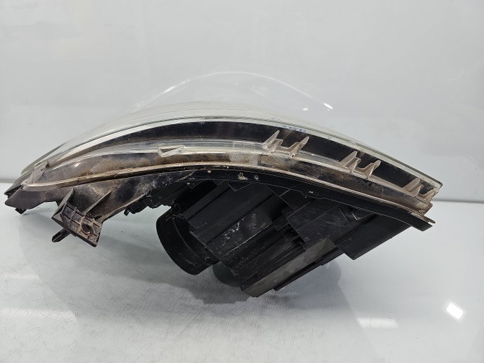 Far dreapta Renault Trafic 3 (F82) [Fabr 2014-2022] 260101058R