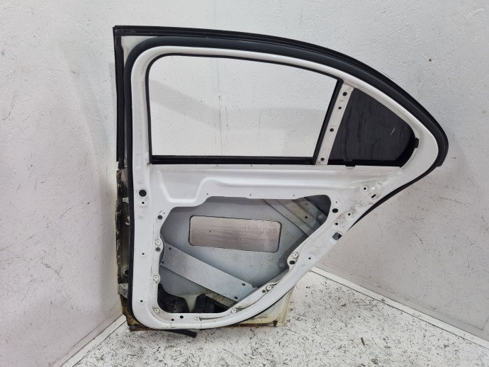 Usa dreapta spate Mercedes Clasa C (W205) [Fabr 2014-prezent] Sedan AMG 149 Alb Polar