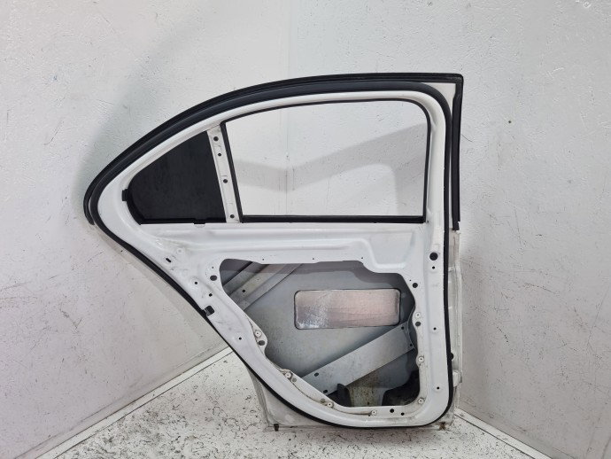 Usa stanga spate Mercedes Clasa C (W205) [Fabr 2014-prezent] Sedan AMG 149 Alb Polar