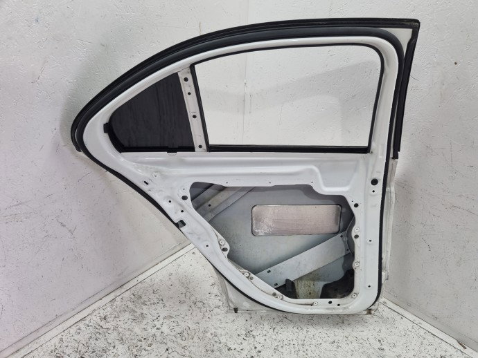 Usa stanga spate Mercedes Clasa C (W205) [Fabr 2014-prezent] Sedan AMG 149 Alb Polar